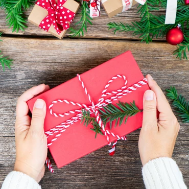 Ajándékok, amelyek valóban számítanak – egészségmegőrző meglepetések a patikából